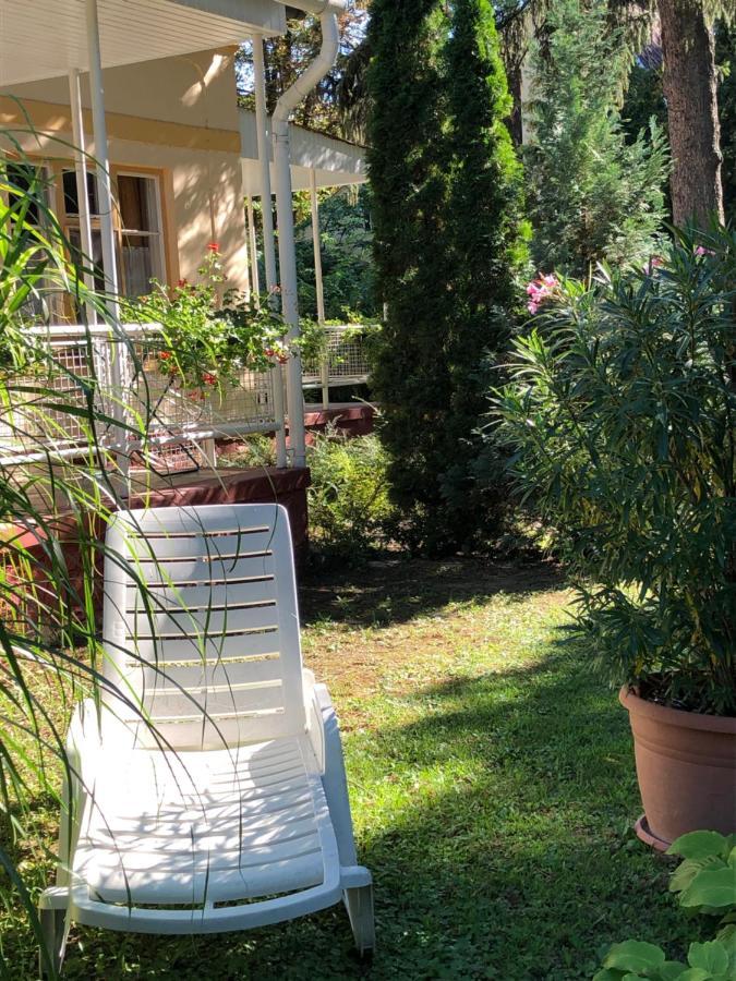 Szem-S Vendeghaz Hotel Balatonszárszó Exterior foto