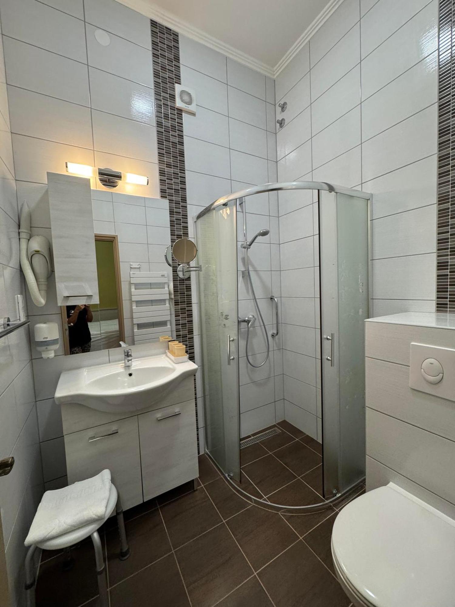 Szem-S Vendeghaz Hotel Balatonszárszó Exterior foto